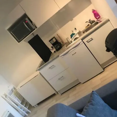 O7 Express -nantes-ile De Versailles Apartment